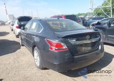 2015 Nissan Altima 2.5 Sl z USA, uszkodzony, nr VIN 1N4AL3AP2FC251009